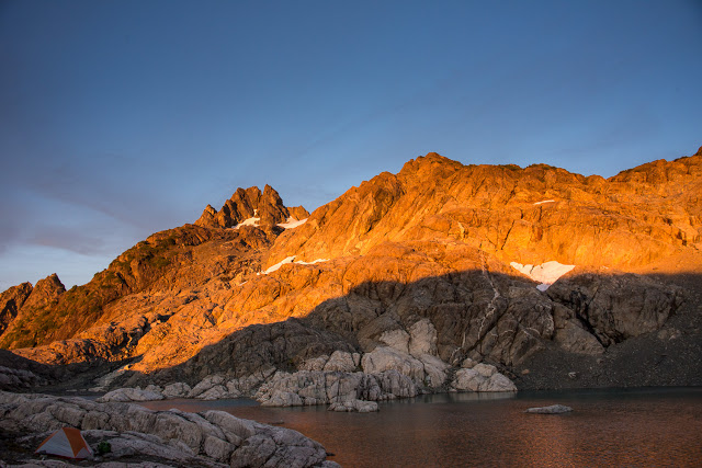 Island Alpine Guidesthe rocks on fire, the setting sun lit up the ridge above our camp on Matchlee Mountain
